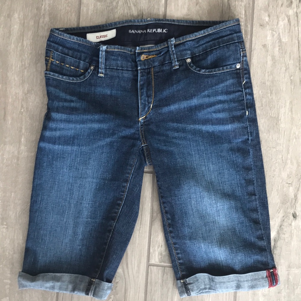 Banana Republic Bermuda shorts . - Picture 1 of 5